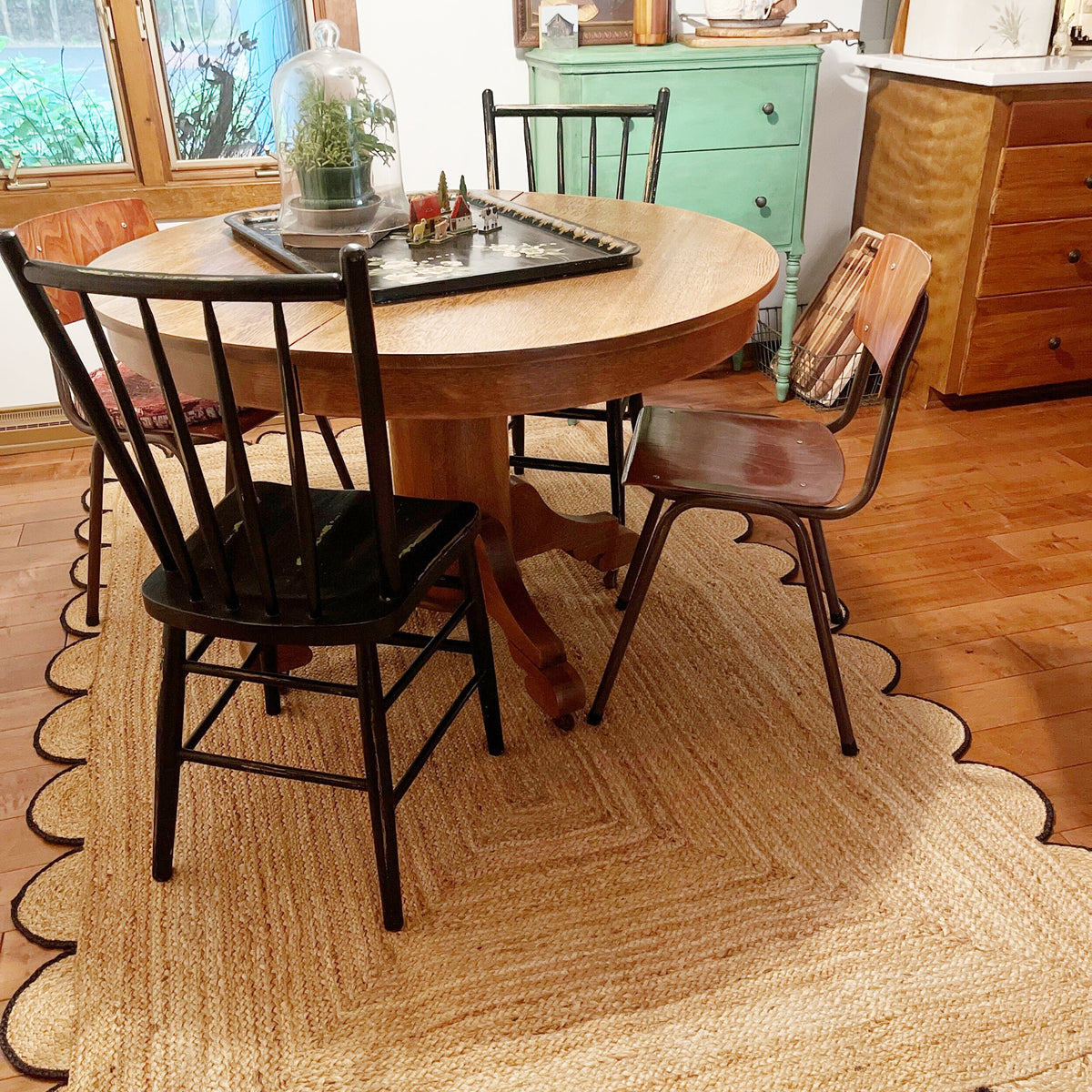 Beige Jute Braided Area Rugfor Living Room – Scalloped handmade by LoomifyHome